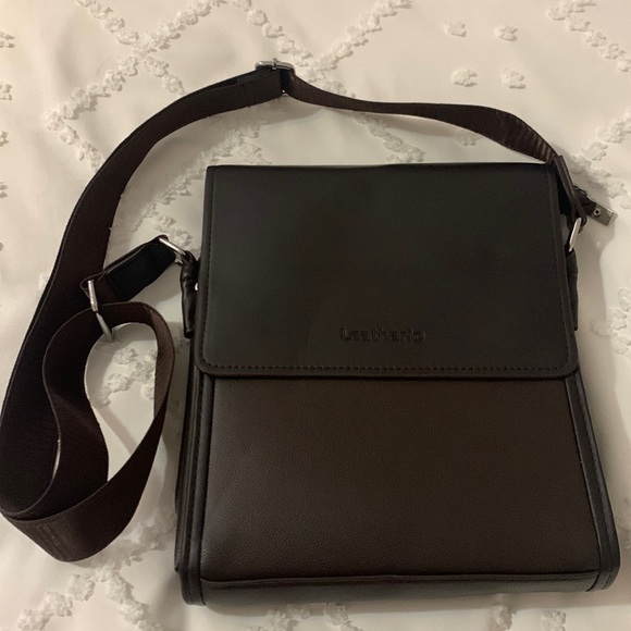Leathario Men's Genuine Leather Brown Shoulder Crossbody messenger Travel Bag